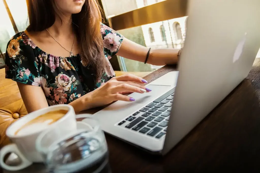 Work From Home Live Chat Jobs